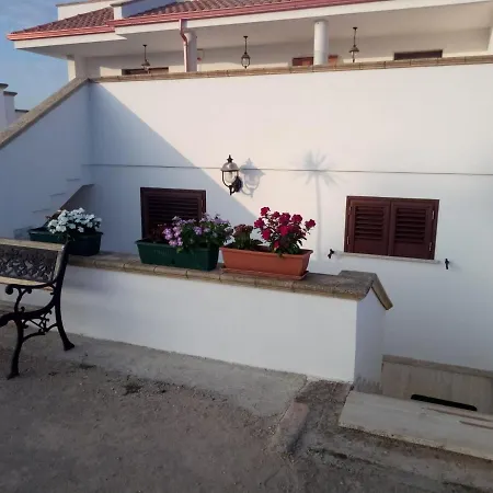 Rosy Holiday home *
